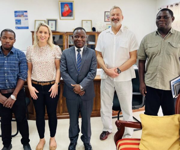 02.03.23 – Here, our CEO Lorna Blaisse is meeting with Professor William-Andey Lazaro Anangisye, the Vice Chancellor of the University of Dar es Salaam and Dr Emmanuel O. Kazimoto, Head of Geosciences.