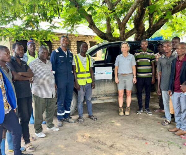 24.01.24 – Our HE1 CEO Lorna Blaisse and Community Engagement Officer are seen here meeting with teachers and community members at Mkonko Village Primary School for community project.