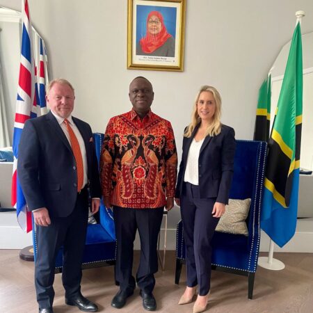 24.05.24 – Tanzania’s High Commissioner to the UK @MbelwaK recently met and held discussions with the our CEO of HE1 Lorna Blaisse and Finance and Commercial Director, Graham Jacobs. 

A great opportunity to meet with and talk about future plans for our Rukwa project.